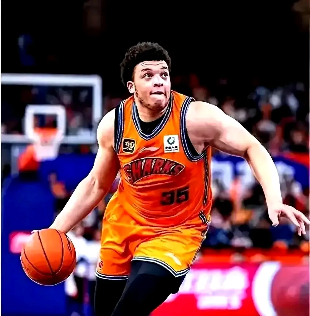 加时末段那不勒斯备战CBA季后赛，手感冰凉细节曝光，悬念犹存，临场指挥获称赞的简单介绍