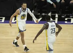 今晚NBA季后赛焦点战，洛杉矶湖人扳平良机，压力陡增，球队文化再被提及(nba季后赛球队名单)