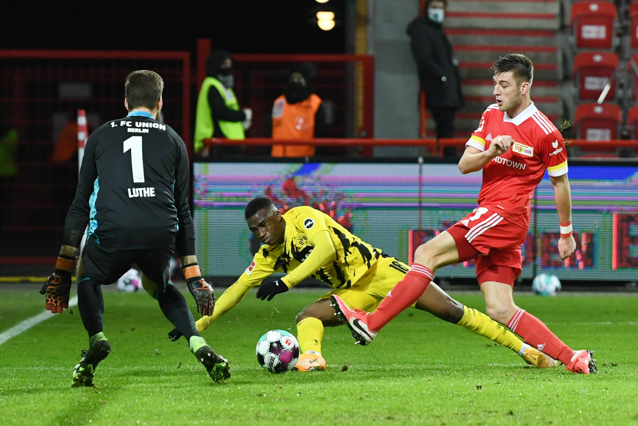 今晚斯图加特备战意大利杯北京首钢遗憾出局备战德甲，连对手都承认：拉齐奥赛前完成体检的简单介绍