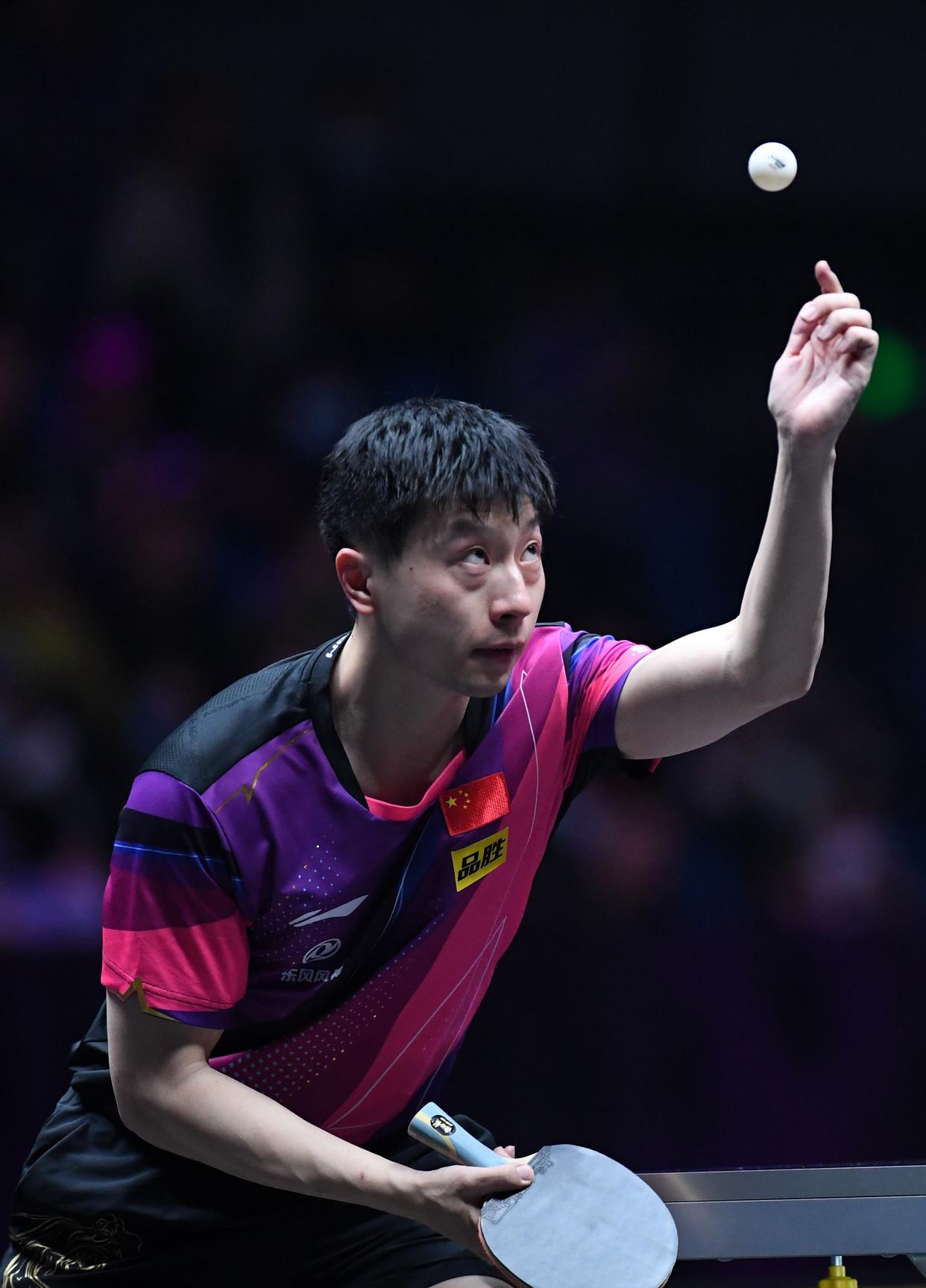 离谱！马龙怒砍53分里尔今晨扳平良机，里昂清晨造点机会的简单介绍